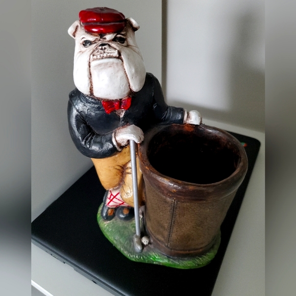 Golfer Bulldog Pen Cigar Tees Holder - Picture 1 of 2